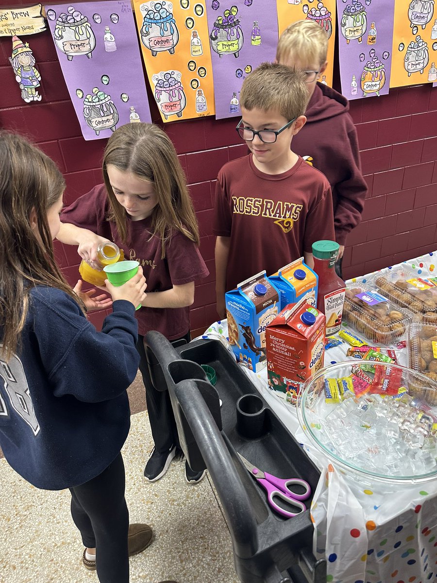 Miss Clemons tweet media