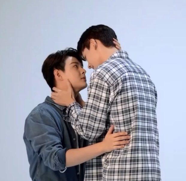 ใครไหวไปก่อนเลยค๊าาาาา SPSO ไม่ไหววววววว 😍

#Saint_sup #ppoomntp_ 
#MingEr #ภูมที่ไม่มีสระอิ
#PoomSaint 
#หวานใจผู้ใหญ่จอม 
#idolfactoryTH