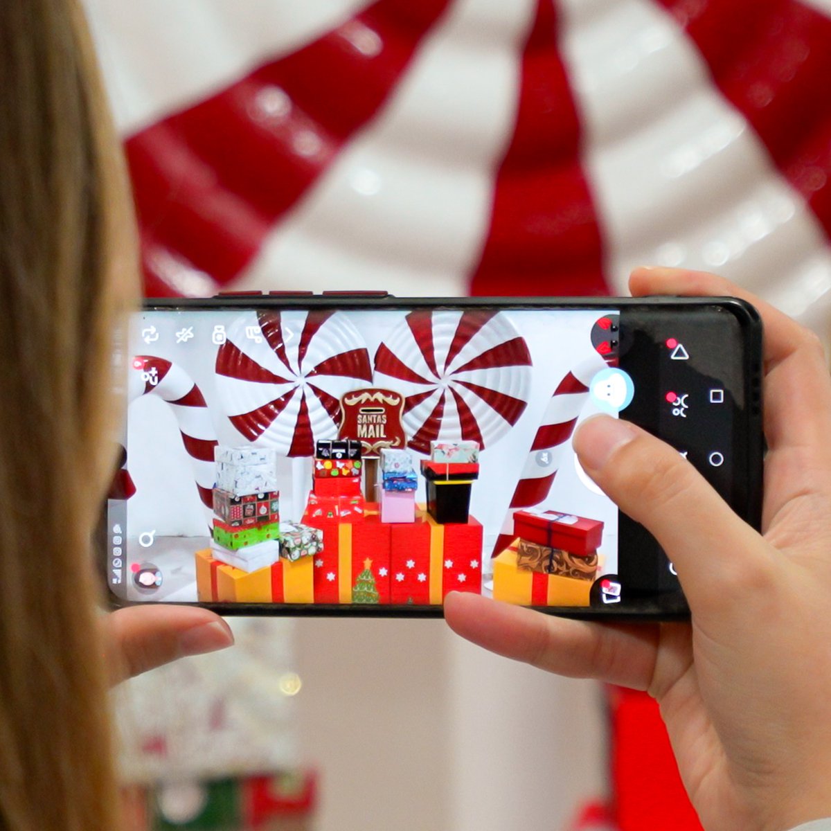 EVENT | The <a href="/SantaShoebox/">Santa Shoebox Project</a> drop-off at Woodlands is in full swing! 😆🎄🎁 P.S. pledging is still open! 😉

DATES: 24 - 26 October 
TIMES: 9am - 6pm
WHERE: Shop 10, next to Edgars

#Woodlands #AllYouNeed