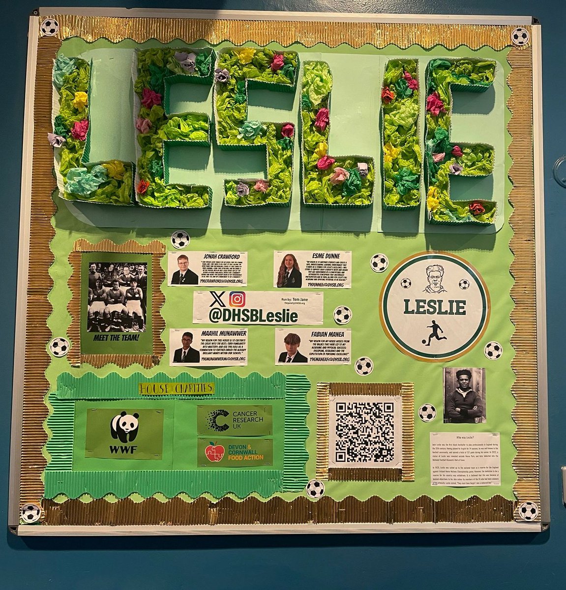 DHSBLeslie's tweet photo. Check out the Leslie House notice board on the ground floor of C-block!

 The house captains team have put a lot of work into it over the past week which has paid off as Mr Roberts has named the Leslie notice board as the best out of all 7 houses!! https://t.co/klIp2u6SDw