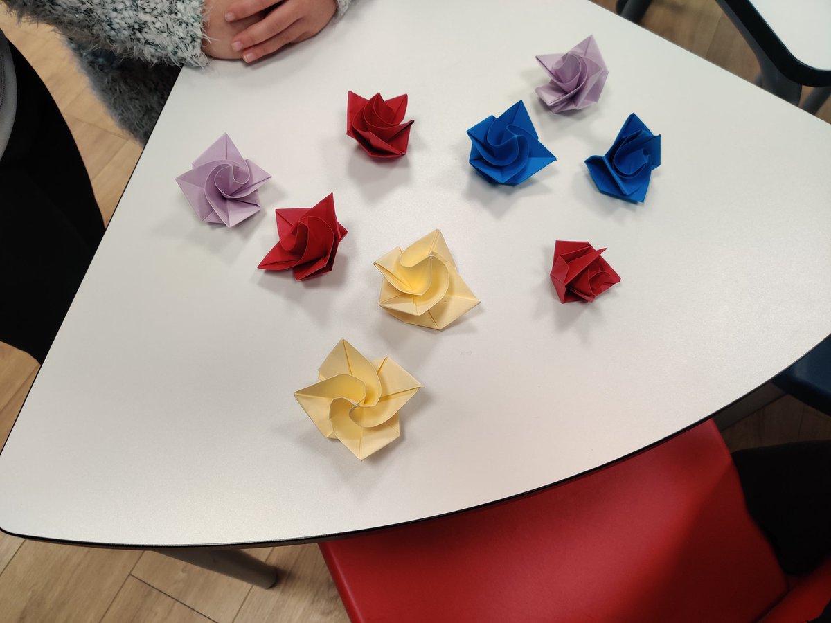 bibliotecaEPB's tweet photo. Volven os videoxogos á biblioteca, ENRE2 EPB está de volta! #ficcióndixital #bescolaresgal #bescolaresgalabertas https://t.co/0wB07MZaT6