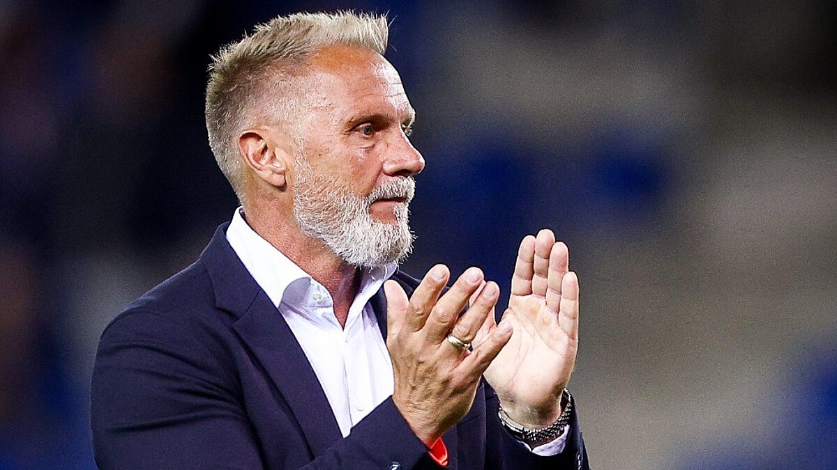 GentFans's tweet photo. Fink vreest twee KAA Gent-revelaties en hakt knopen door https://t.co/57BMUgiYoa https://t.co/ZXvewo6uMJ