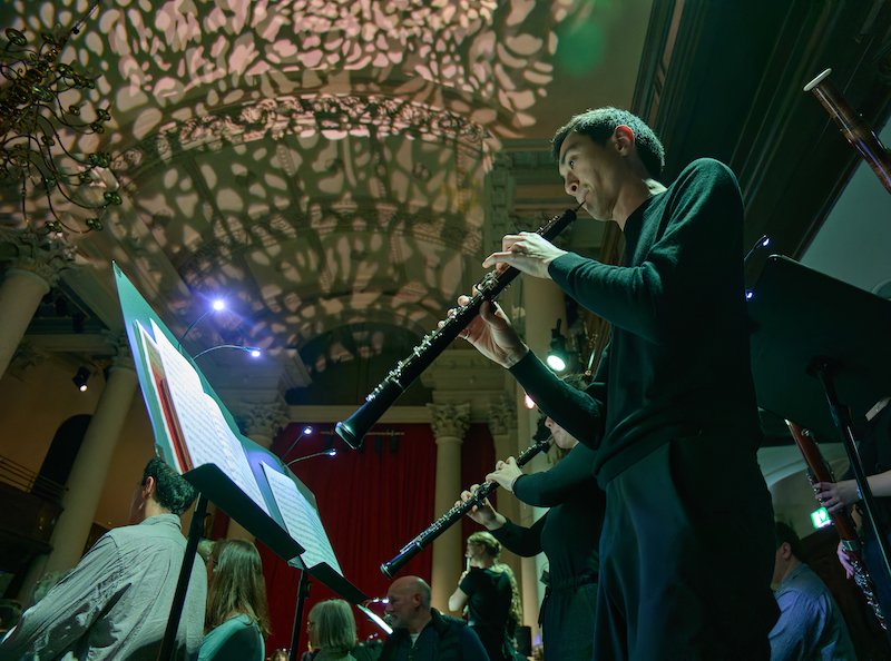 TheReviewsHub's tweet photo. #MUSIC #REVIEW The Orchestral Forest @SinfoniaSmithSq 'a memorable hour of flawless playing, innovative staging and redemptive emotional power' ⭐️⭐️⭐️⭐️½ https://t.co/k8VggAcFFI #London https://t.co/nmSeTm69wG