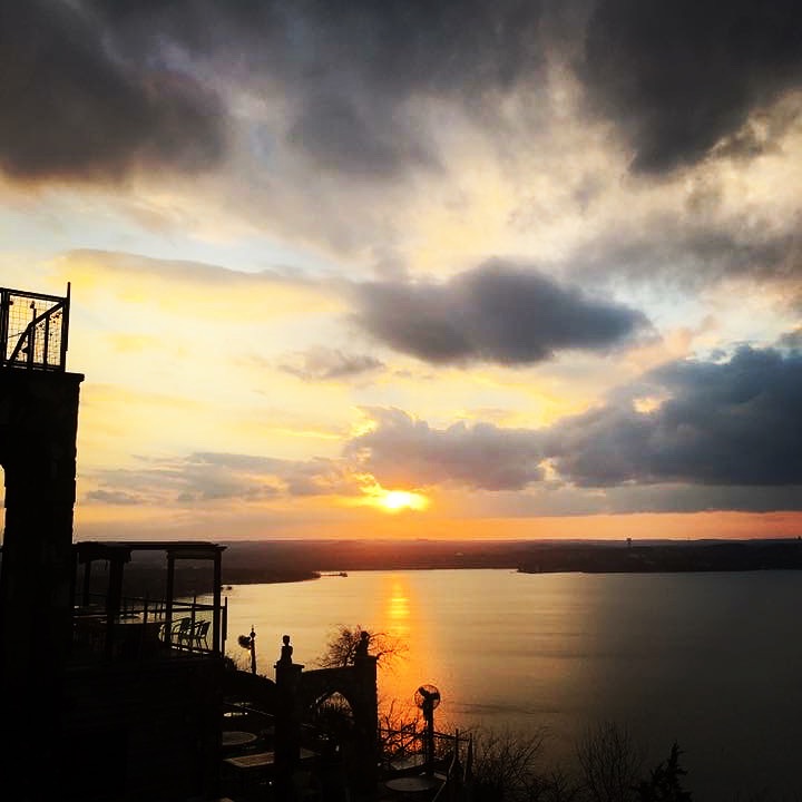 Lake sunsets will always captivate me😌🌅

📷Cedar Park Texas Living

#LakeSunsets #CaptivatingViews #PeacefulMoments #NatureBeauty #LakeAustin #LakeTravis #WhyLiveInAustin