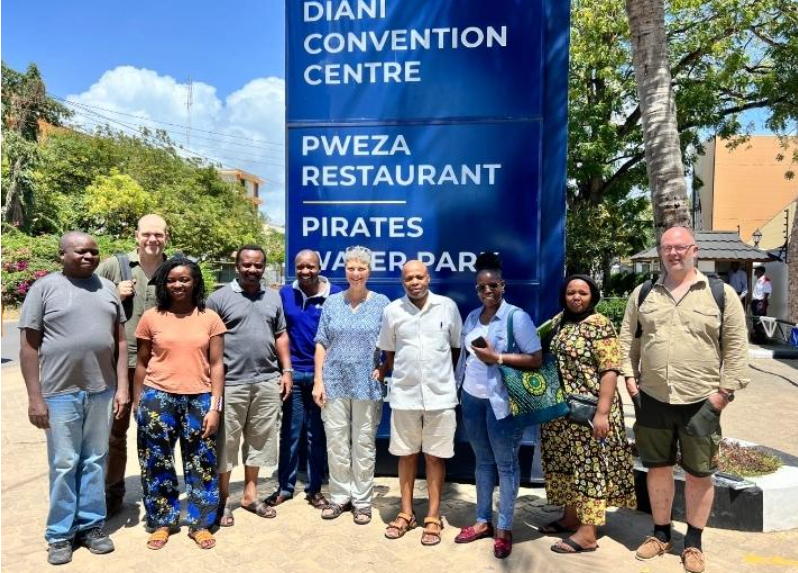 arin_africa's tweet photo. It was an inspiring week in Diani as @arin_africa unveiled the #JUCAN Communication Strategy! Focused on bridging science & policy, it leverages reports, mini-case studies & stakeholder co-creation to amplify climate justice & drive green transition.
https://t.co/SZxssP9Vkj https://t.co/I0ngjPvEcb