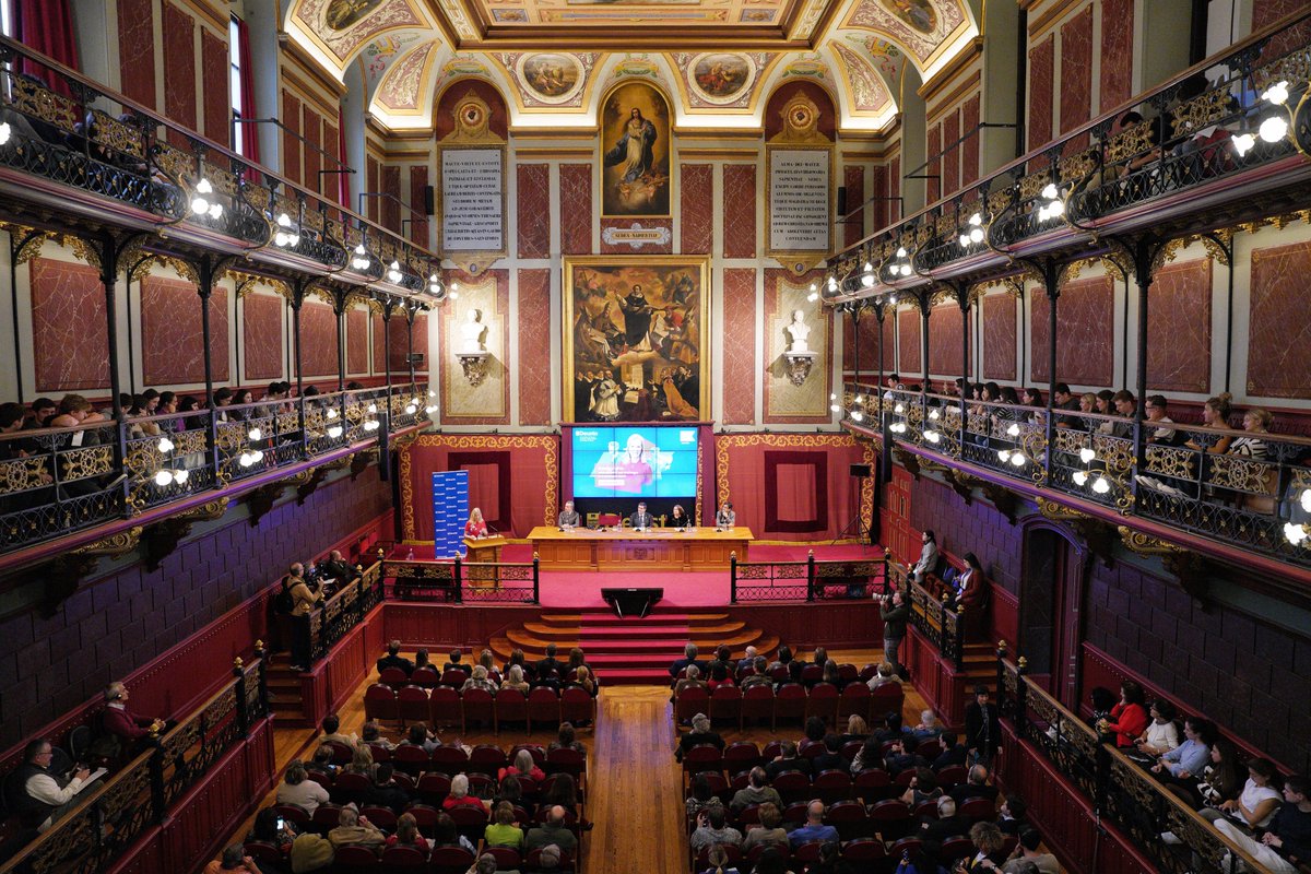 Universidad Deusto - Deustuko Unibertsitatea tweet media