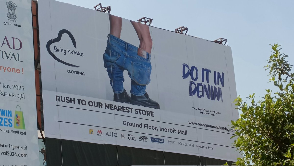 anil_algari's tweet photo. Eyyy Denimva ee ka gandh machake rakhe ho be...!
Are kahena kya chahte ho!
@bebeinghuman 

Yah Poster Aaj sanskari nagri Vadodara me dekha 
#sanskarinagri #vadodara 

@drhemangjoshimp https://t.co/lVmAAZrkUy