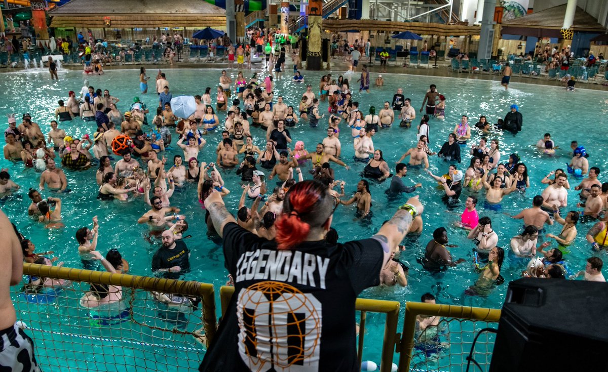 ColossalCon's tweet photo. Get Your Colossalcon North After-Hour Water Park Admission Now!
https://t.co/z9Jmk7CtJB
https://t.co/IjjbaKeBPE
#colossalcon #colossalconnorth #RaveInTheWave #AnimeWaterPark #KalahariResort https://t.co/86fUMObmFA