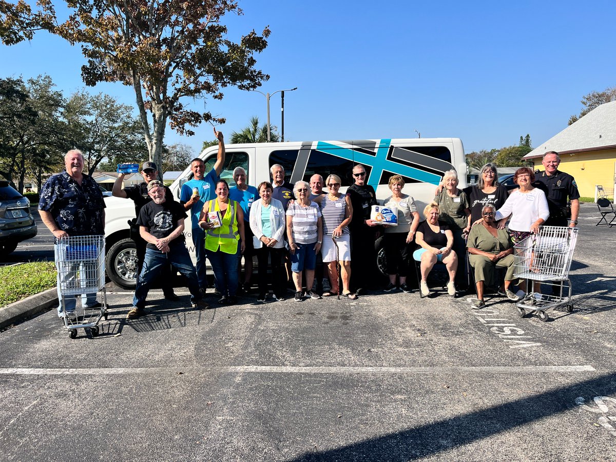 Thank you South Daytona Christian Church for the opportunity to assist with the food pantry. #SDPDproud #SouthDaytona