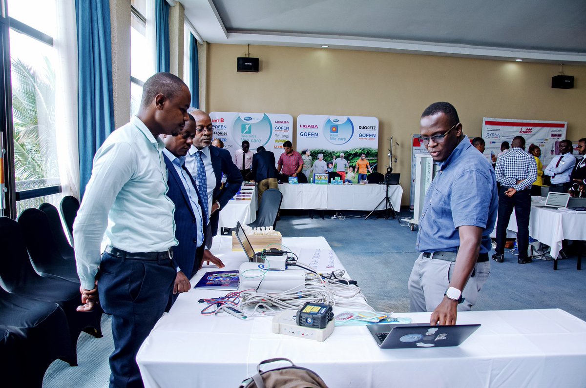 Participants in the inaugural Spine Boot Camp at the 16th OSU Annual Scientific Conference. 

There was a lot of learning and a chance to engage in various emerging spine surgery techniques. 

#16thOSUConference