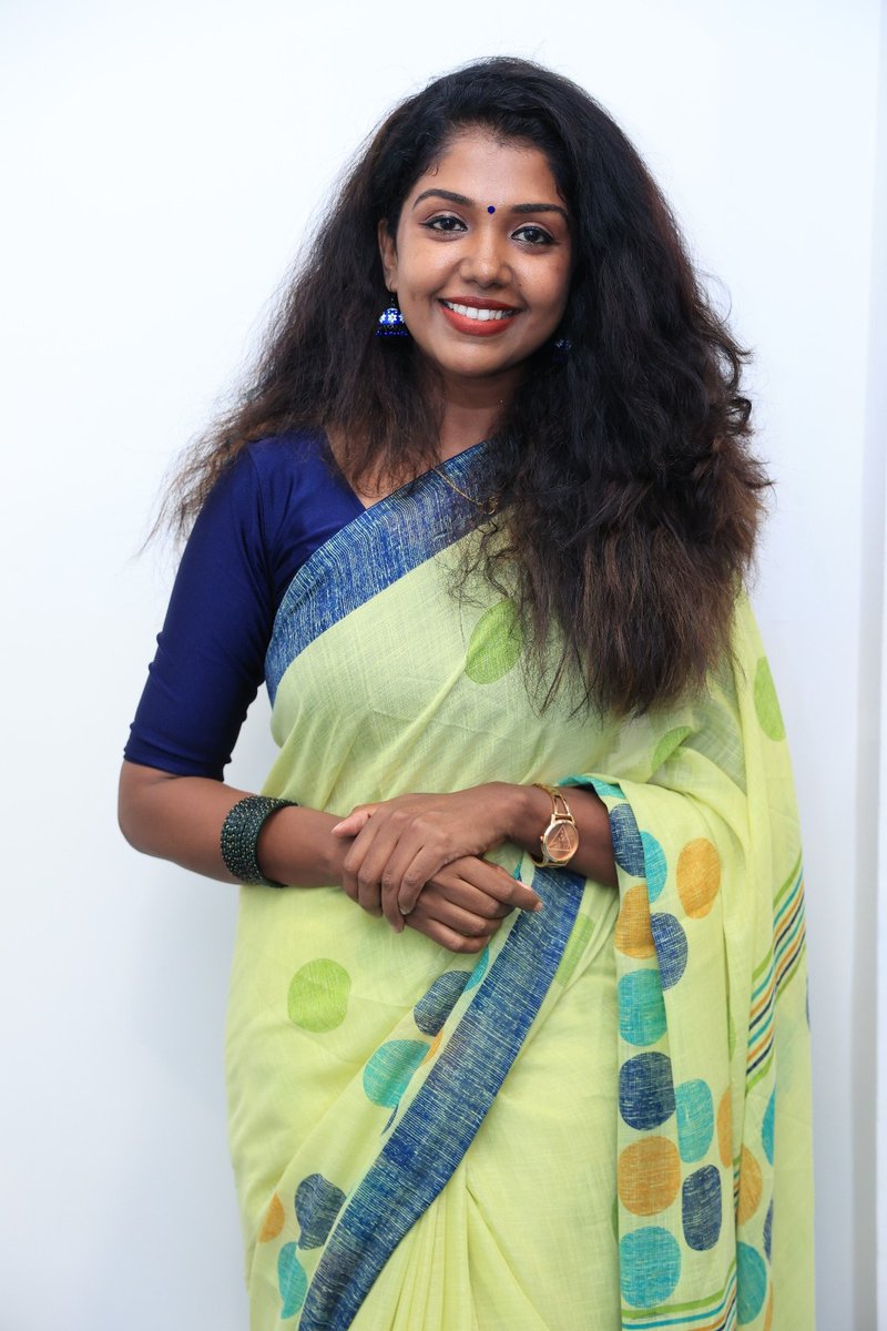 stvtamil's tweet image. The Beauty of Joy &amp;amp; Emotions with Feel-Good movie #DeepavaliBonusFromToday 

@vikranth_offl @Riythvika 
#DeepakKumarTala @JeyabalJB @ActionJe @maria_jerald @GauthamKs0789 @parthivmurugan @Sureshsugu @ProDharmadurai @divomusicindia