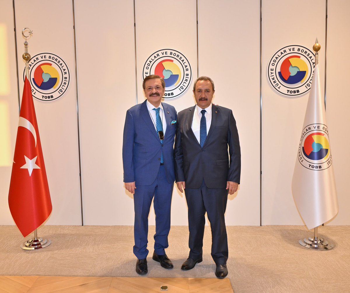 Mehmet Kaya (@mehmetkayastb) on Twitter photo Beraber çalışmaktan gurur duyduğum Birlik Başkanımız <a href="/RHisarciklioglu/">Rifat Hisarcıklıoğlu</a>’nu makamında ziyaret ettik. Zarif ev sahiplikleri ve ilgileri için kıymetli başkanımıza teşekkür ediyorum. Beraber çalışmaktan gurur duyduğum Birlik Başkanımız <a href="/RHisarciklioglu/">Rifat Hisarcıklıoğlu</a>’nu makamında ziyaret ettik. Zarif ev sahiplikleri ve ilgileri için kıymetli başkanımıza teşekkür ediyorum.