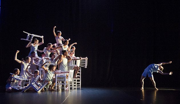 diba's tweet photo. 👏Enhorabona a #ITDansa, la Jove Companyia de Dansa de l'@institutteatre guardonada amb la Medalla d’Or del Gran Teatre del Liceu, per la seva gran tasca pedagògica. #som311 #ODSDiba https://t.co/og4EucJLbC
