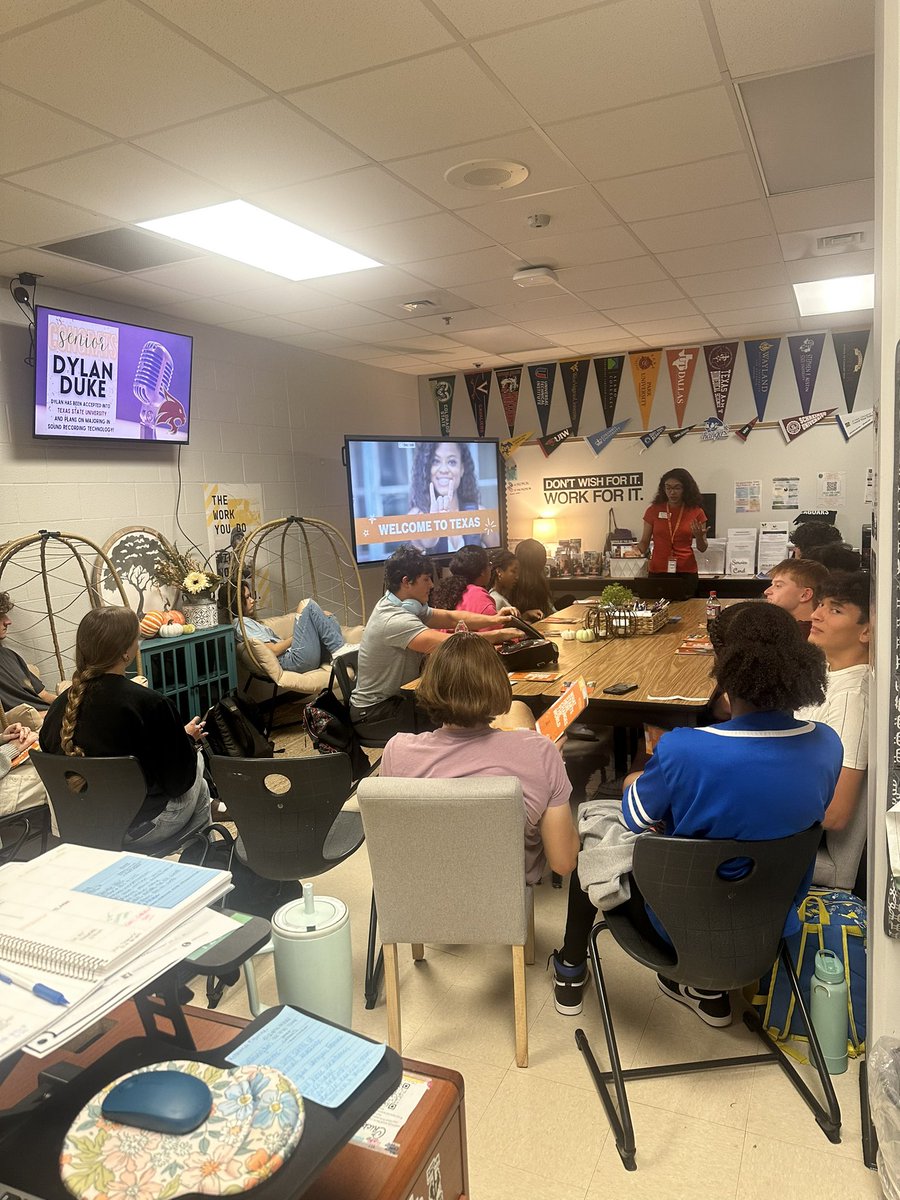 Thank you <a href="/UTAustin/">UT Austin</a> for presenting to our Hawks about the wonderful opportunities available to them! 
#growinggreatness