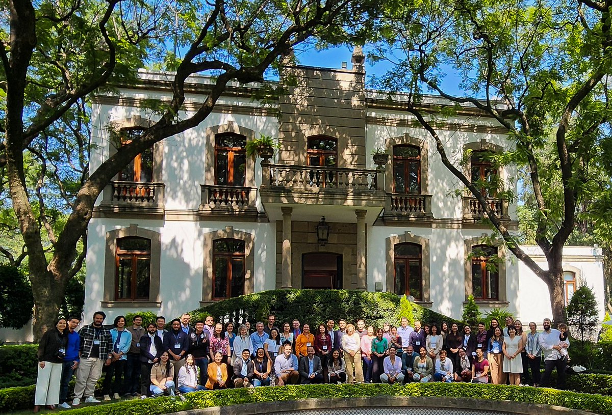 🇪🇸 La semana pasada estuvimos en CDMX en el 𝟭𝟬 𝗲𝗻𝗰𝘂𝗲𝗻𝘁𝗿𝗼 𝗱𝗲 𝗲𝗾𝘂𝗶𝗽𝗼 #SALURBALClima con casi 70 miembros de 8 países y 12 instituciones

🇺🇸 Last week we were in CDMX at the 10th meeting of #SALURBALClima with almost 70 members from 8 countries and 12 institutions