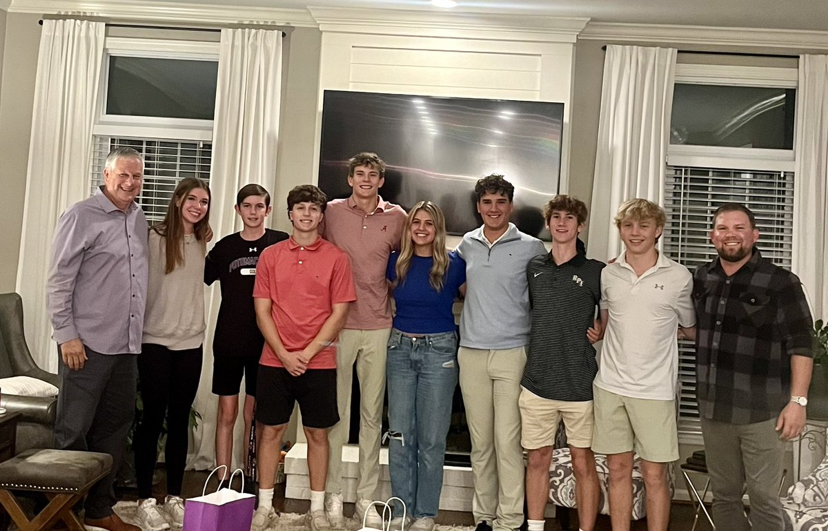 PFHS Golf tweet media