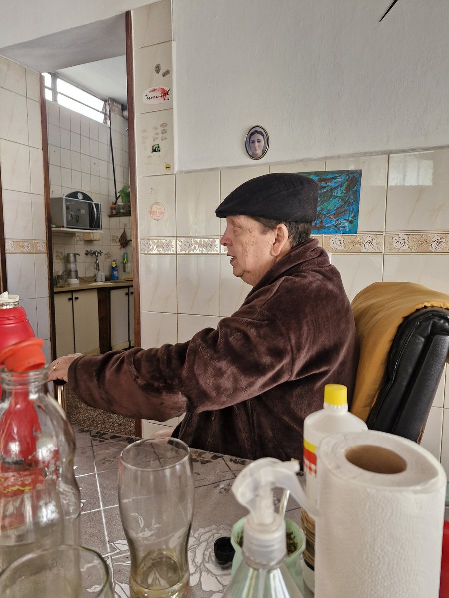 #nadiedicenada acá esperando que pasen su fotoo