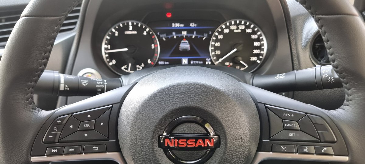 admirendumo's tweet photo. It's giving tourist vibes, maiden 1,000kms for the Pro4x, bring on the outdoors
Temperature 42.c in Mosi-oa-Tunya.
#Lifestylebakkies #ZambeziNationalPark #NewNissanNavara #Pro4X @nissanclover https://t.co/7gcwkieFC6