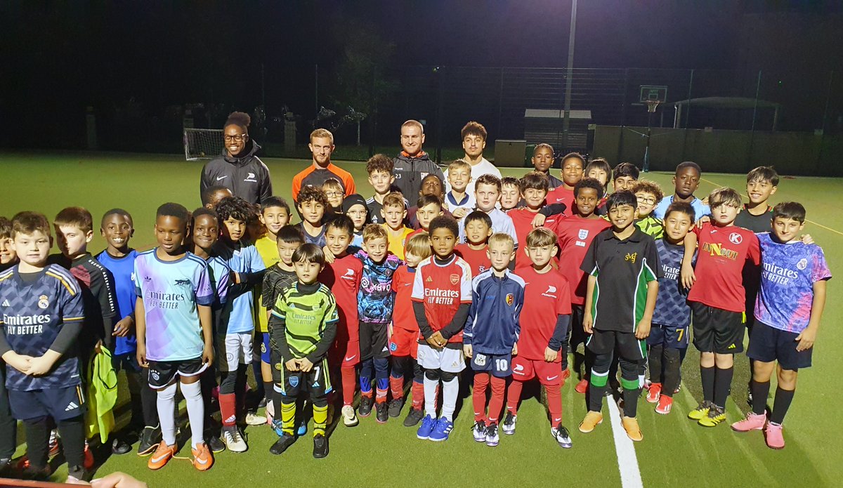 HiveTrust's tweet photo. Callum Stead and Joe Grimwood Inspire Local Talent
This week, first-team squad members, Callum Stead and Joe Grimwood brought the 'Bees in the Community' initiative to life by visiting Affiliate Club
https://t.co/bECWmPqD3w
#InspireLocalTalent #BeesInTheCommunity #BarnetFC https://t.co/FlIDZxxdd1