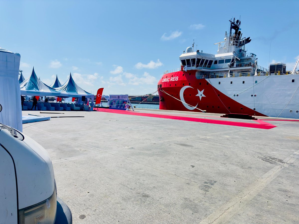 MowliidHaji's tweet photo. #UPDATE: The Turkish offshore exploration vessel Oruc Reis
has arrived in #Somalia's waters as it prepares to begin searching for oil and natural gas, a senior Somali government official has  announced on Friday. https://t.co/cH1iq8FFva