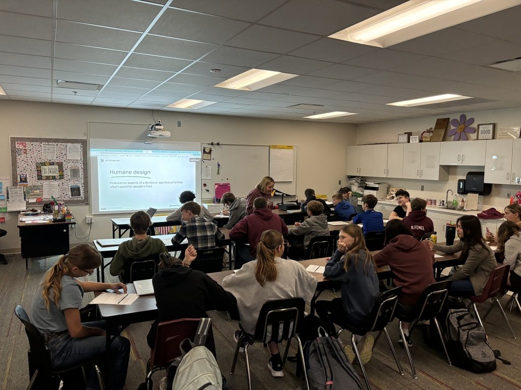 This morning Mrs. Bohaty taught 8th graders about Digital Citizenship.