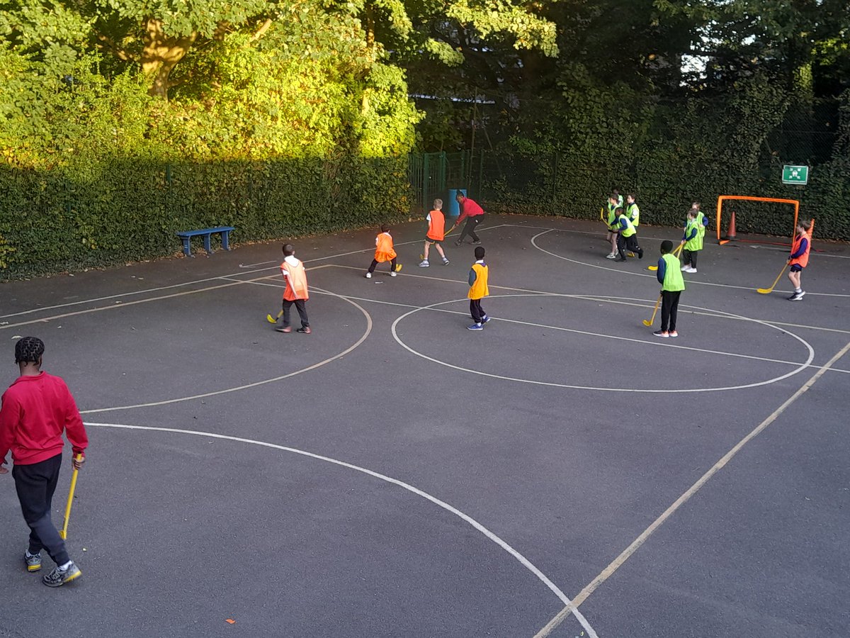 EB_ASC_TOPMARK's tweet photo. The children had a great fun playing Hockey. https://t.co/kOc1vn9klw
