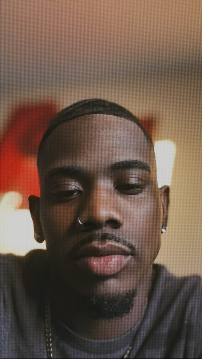 Trendsetterdeee's tweet image. 1OF1🤤