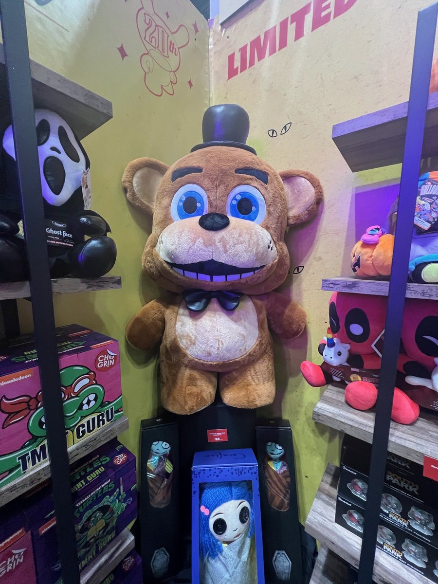 Kidrobot's tweet image. ICYMI: Straight from the wildly popular horror game series and the 2023 film Five Nights at Freddy’s, Freddy Fazbear is here to haunt your collection! kidrobot.com/products/five-…
#FreddyFazbear #FiveNightsatFreddys #Kidrobot #plush