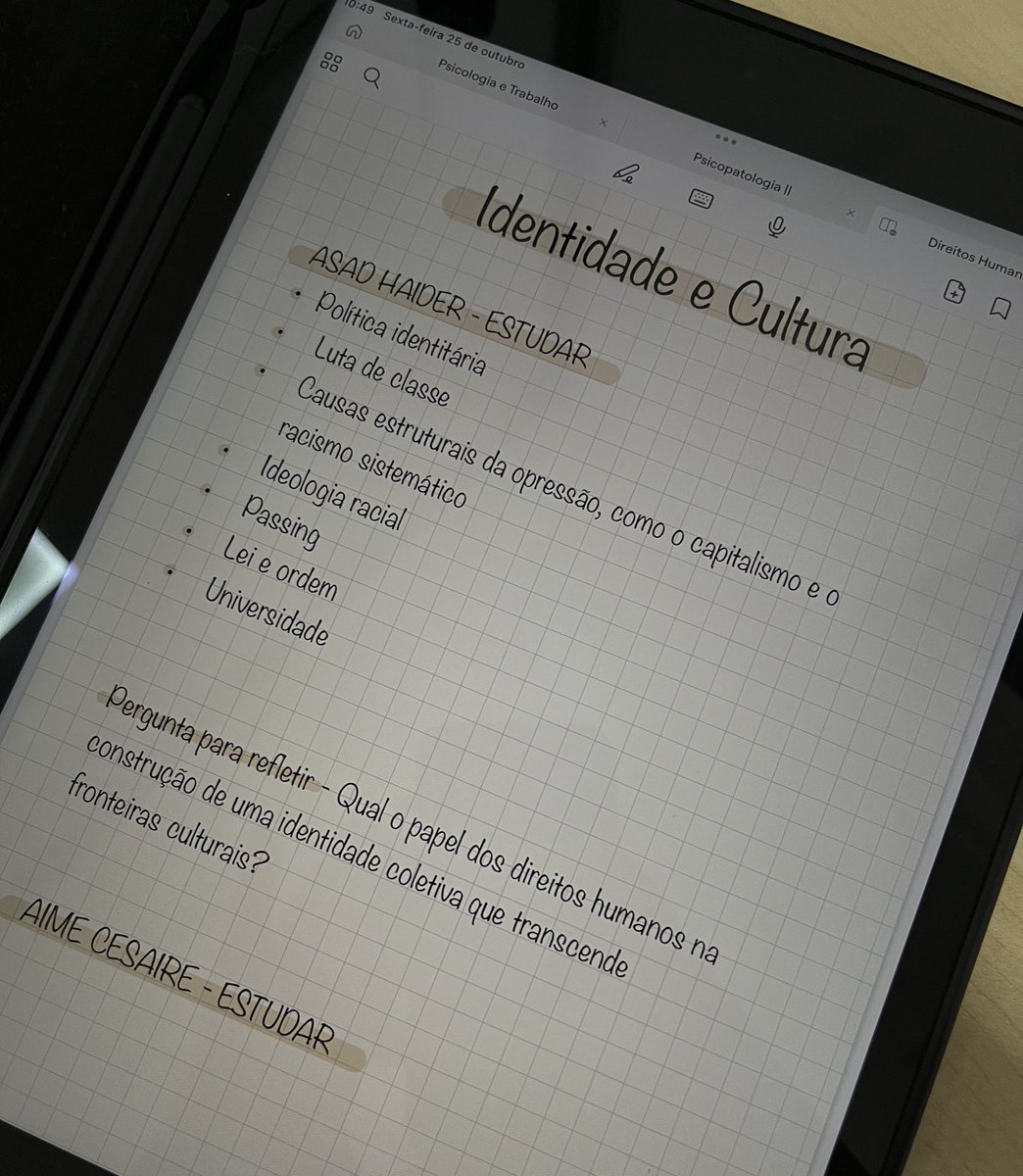 _silvertongues's tweet photo. galeria de uma estudante de psico <33333 https://t.co/nqWkQ6qBVX