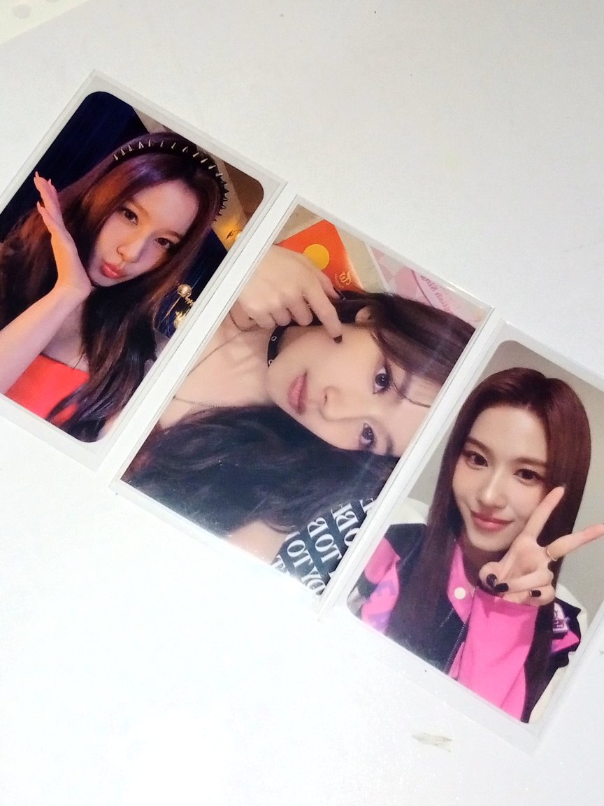 sanaashii_'s tweet photo. { #krshbentables }
wts lfb twice sana muplant ld set

— ₱1.1k / can lower if payo
— payo or 1week dop
—  onhand / x sensi and impatient 
 𔘓 reply mine to claim  𔘓

🚚 Mod: Direct J&amp;T

# wts lfb twice sana muplant ld red fit sana racer season greetings  japan 2024 once again tc https://t.co/Js0OenTYip