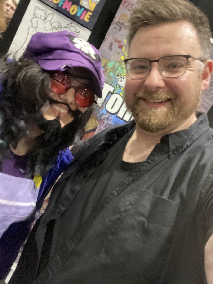 Phoenix_Millsss's tweet photo. LOOK WHO I MET TODAY EEEE https://t.co/htlmEhGp7v