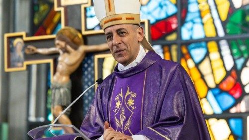 oss_romano's tweet image. Fernández: lavoriamo per dare più spazio e potere alle donne
Il cardinale prefetto del Dicastero per la Dottrina della fede in un incontro con i membri del #Sinodo sul lavoro del “Gruppo 5” @Synod_va @16SynodAssembly 
di @Tornielli 
osservatoreromano.va/it/news/2024-1…