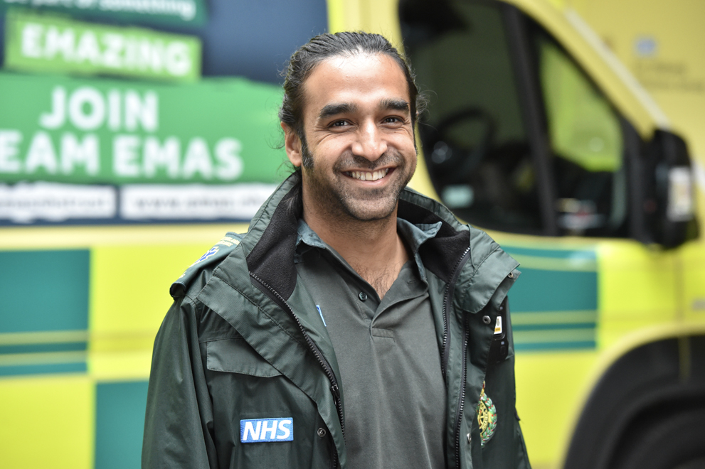 East Midlands Ambulance Service NHS Trust tweet media