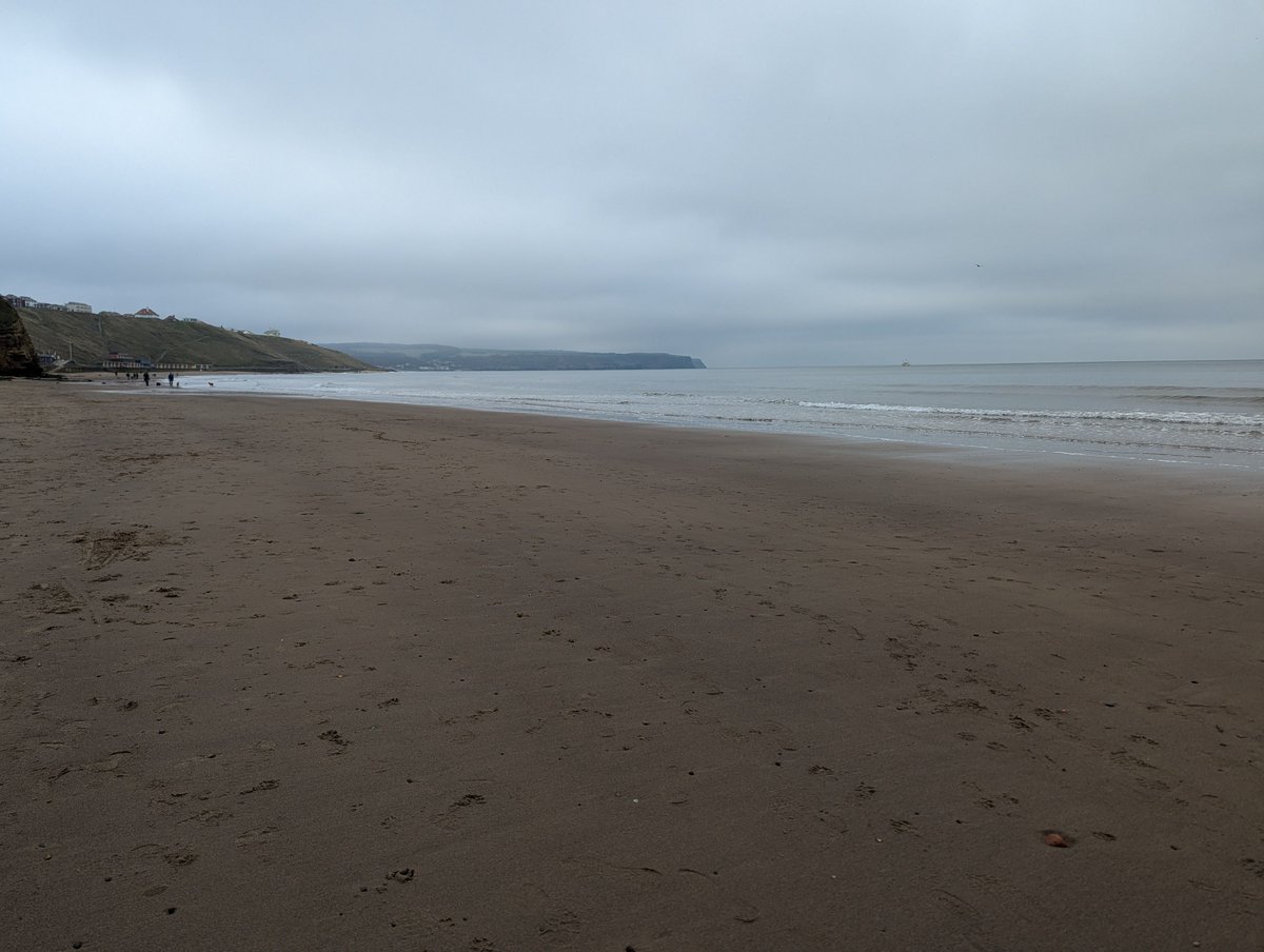 Wonderful day out in Whitby, a seaside town in North Yorkshire. Can't beat fish and chips from the Magpie!
Skye's had a great time on the beach and managed to score a cheeky sausage from the cashier in the chippy.