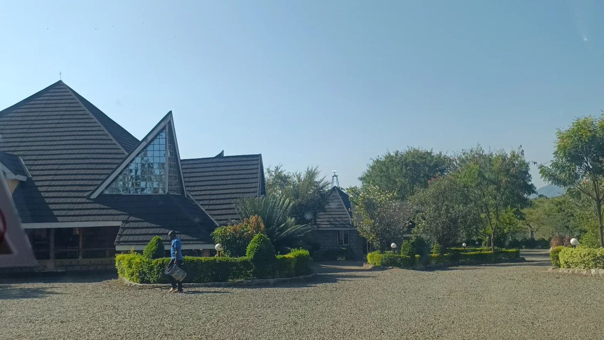 iOSoftSolutions's tweet photo. 📷 Baringo’s sunshine is blazing – so hot, we’ve already downed 20 liters of water by 9 a.m. 📷 But in true #OccupyKenya spirit, we’re here with JiPOS, the Best Hotel ERP, ready to make history! https://t.co/LUiDffH6Ur