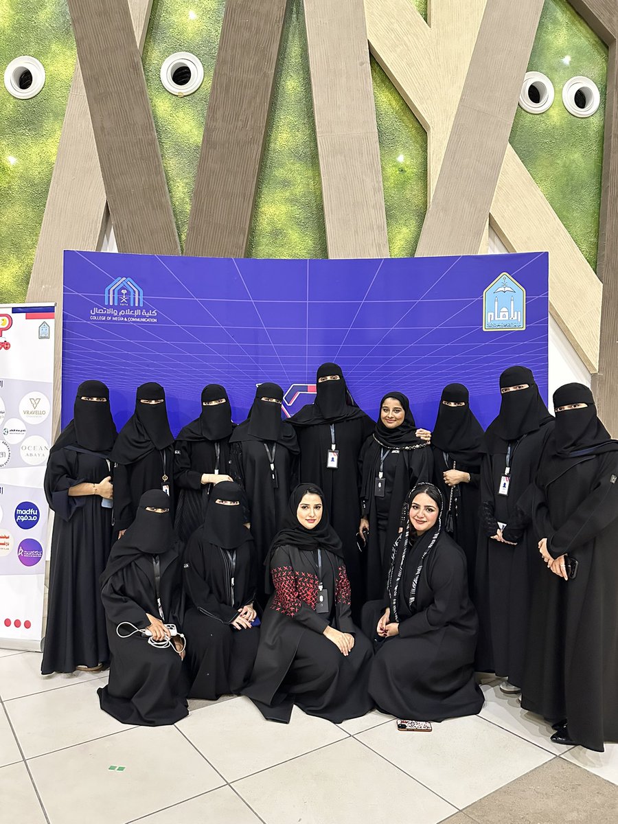 Mahafag's tweet photo. كل الشكر والتقدير لدكتورتنا العزيزة هديل اليحيى،التي كانت الداعم والمحفز الأكبر طوال رحلة مشرو�� التخرج،بفضل توجيهاتك المستمرة وثقتك بنا،تجاوزنا كل التحديات وحققنا أهدافنا شكراً من القلب🤍شكرًا لكل زميلاتي في مشروع #XP بجهودكم وروحكم الجميلة حققنا إنجازًا نفتخر فيه سويًا🤍🤍 https://t.co/jFf4iEmgXl