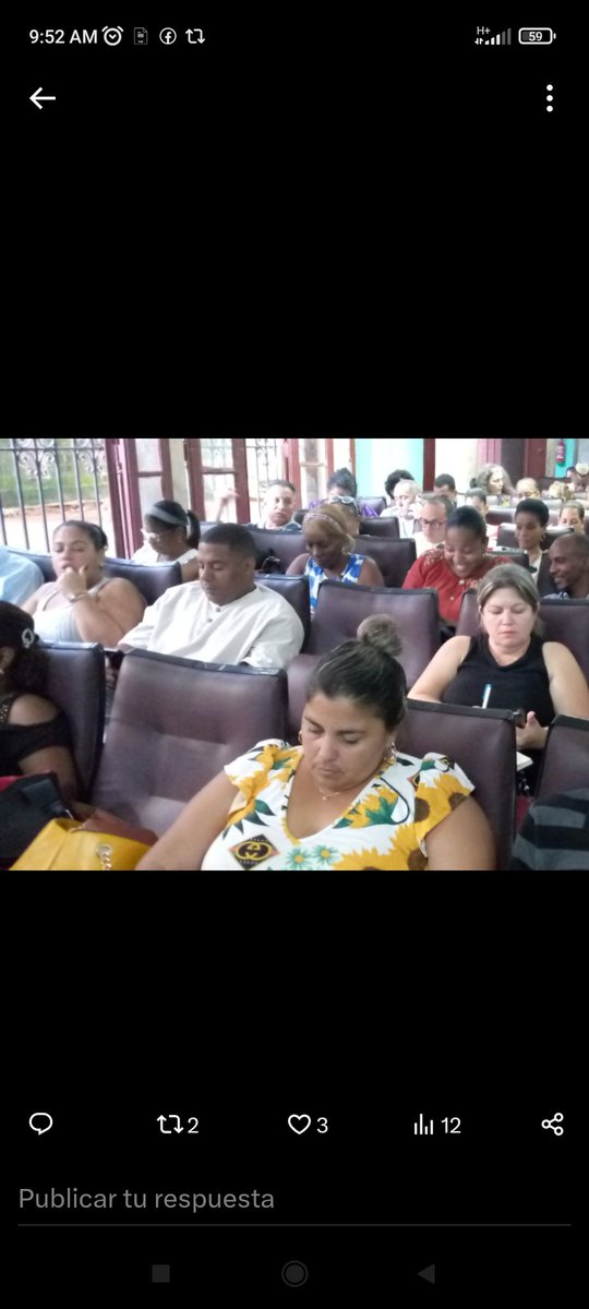 HEdgeAEE's tweet photo. Inmerso en la Jornada Camilo Che los directores de las instituciones educativas de la provincia La Habana realizan precisiones para asegurar el regreso a las aulas 
@CubaMined @btan0987 @DgeEste https://t.co/lTSeHbrO2F