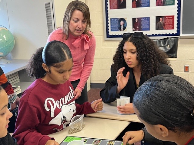 DCEDSecretary's tweet image. Investing in our next gen workforce is key for our long-term competitiveness. 💪That’s why we’re investing $200K in NEPA to encourage middle + high school students to consider careers in advanced manufacturing. #ManufacturingInPA #WorkforceInPA 
ow.ly/JTak50TPNgt