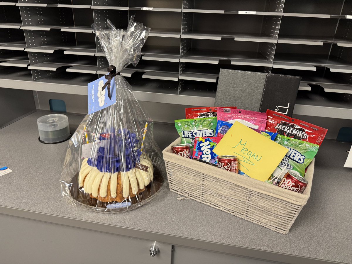 Want to know what happens when you have great leadership, inspiring mentors &amp; advocates, and a great community of people who believe in you? 

You are uplifted to believe in greater things for yourself. I am thankful for each person on this #lifeatatt journey.