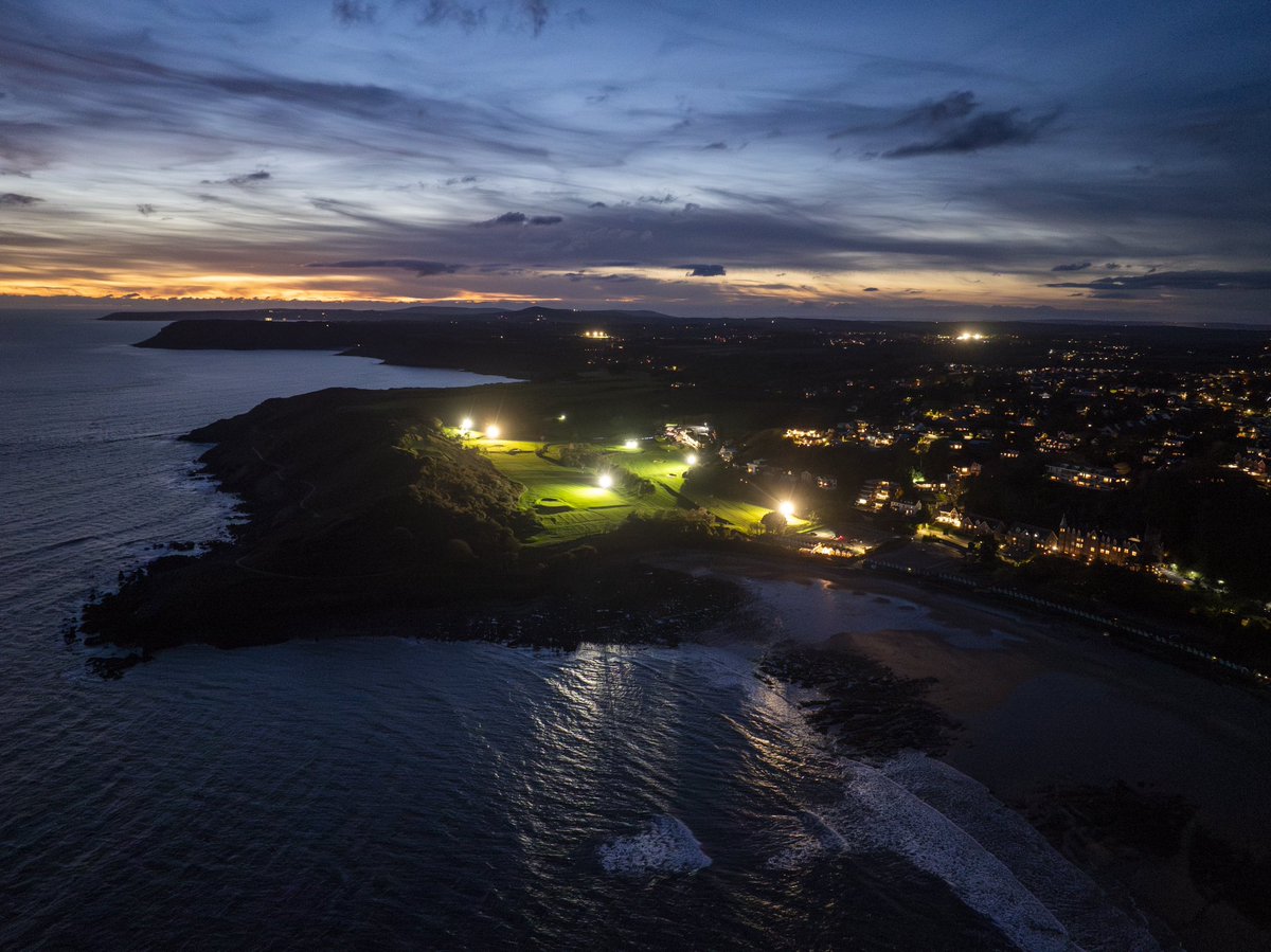 Langland1's tweet photo. Langland Bay Golf Club has made history, as the first in the UK to host a floodlit golf event of this kind.The combination of beautiful scenery &amp; advanced lighting technology provided an unforgettable experience for players and spectators as well as raising money for Myeloma UK. https://t.co/bpp8ovVEN1