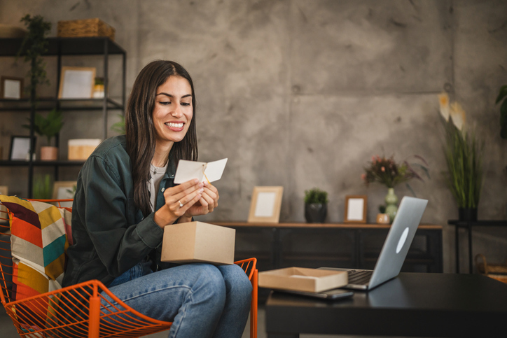Allegra_Alpena's tweet image. Elevate your business communication with custom-printed folded cards! Thank you notes, invitations, or holiday cards—they help you make a lasting impression. Order today! #CustomCards #BusinessBranding #AllegraAlpena