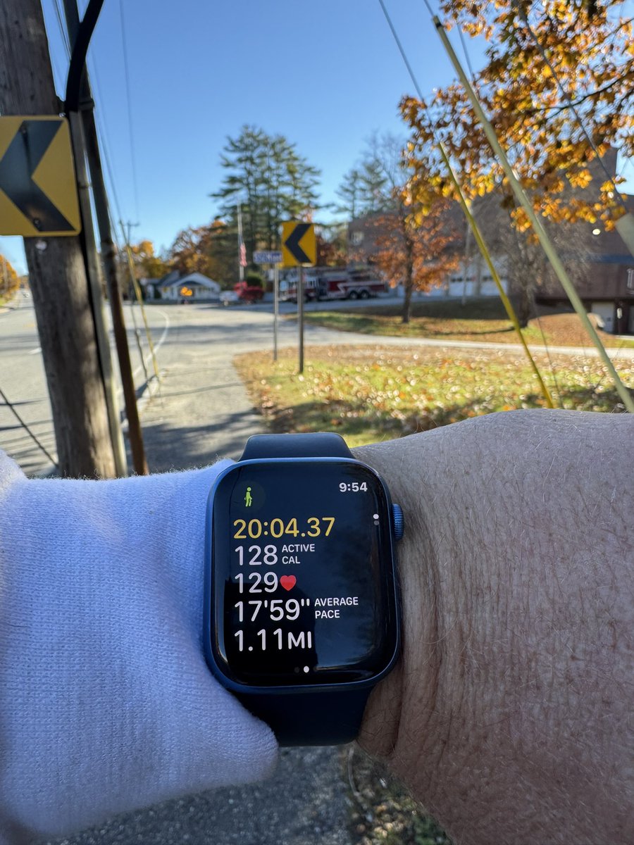 lilcorms17's tweet photo. Mile #2 for Ron Morin https://t.co/mqCeRFqQMM