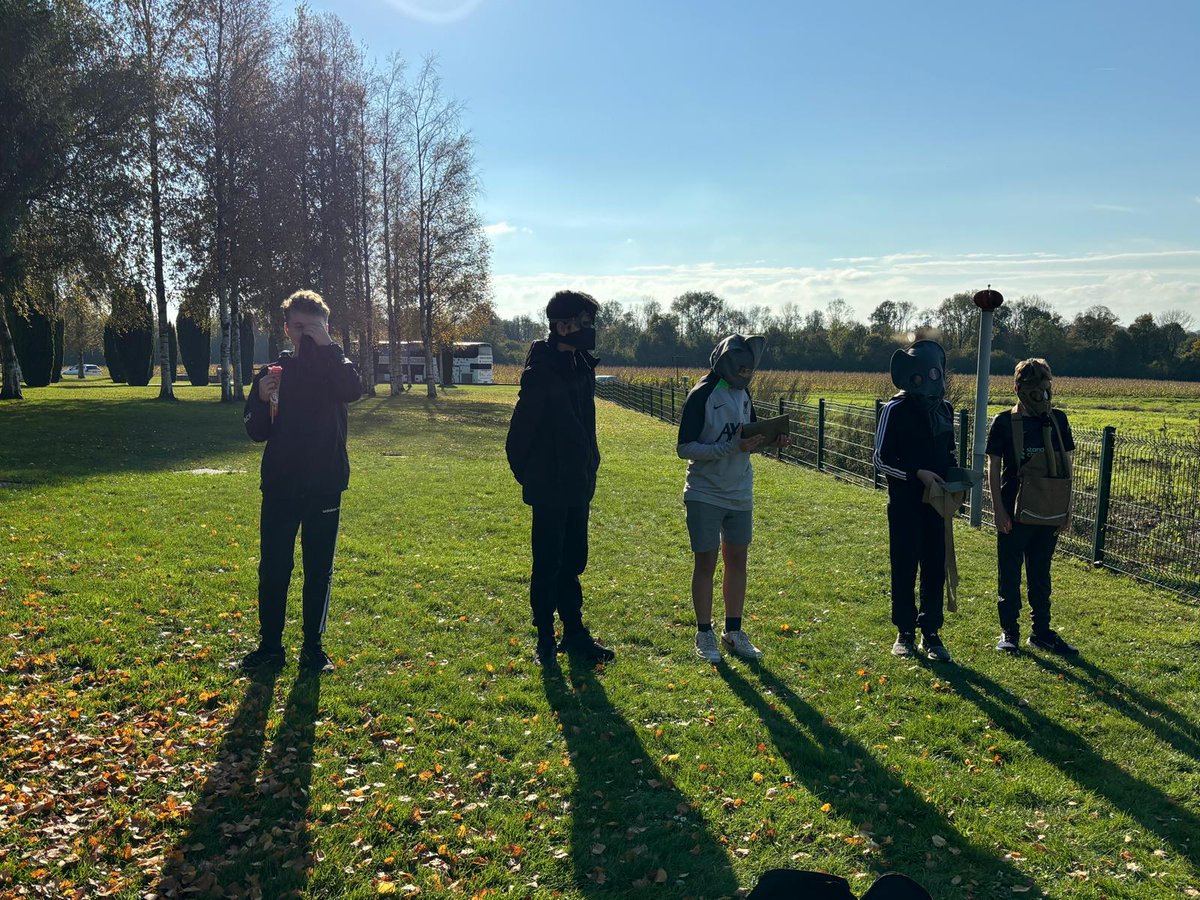 ColneSchool's tweet photo. A lesson on chemical warfare and  the Lochnagar crater. https://t.co/NTL5dpMplA