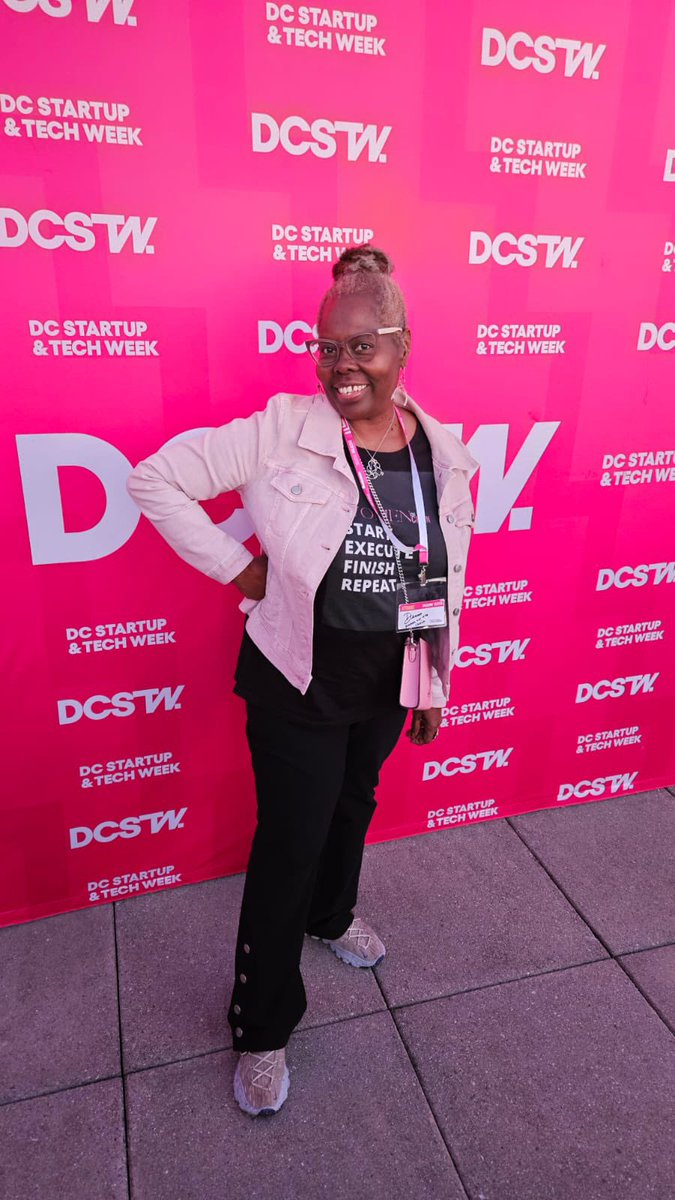 WomenonTheChain (wOTC) - D. Sarpong-Johnson (@womenonthechain) on Twitter photo GM! Day 5‼️ Final day of <a href="/DCstartupweek/">DC Startup Week</a> 🤖 #womeninweb3 #womeninwebAI #WomenInTech #wOTC GM! Day 5‼️ Final day of <a href="/DCstartupweek/">DC Startup Week</a> 🤖 #womeninweb3 #womeninwebAI #WomenInTech #wOTC