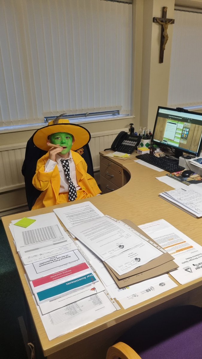 StOPPSBelfast's tweet photo. Somebody Stop Me!!!! 🤣🤣🌪🎭
Watch out Mr Mc Cabe! We have an imposter 👀 #sop #halloween2024 https://t.co/WefDpgiaLl