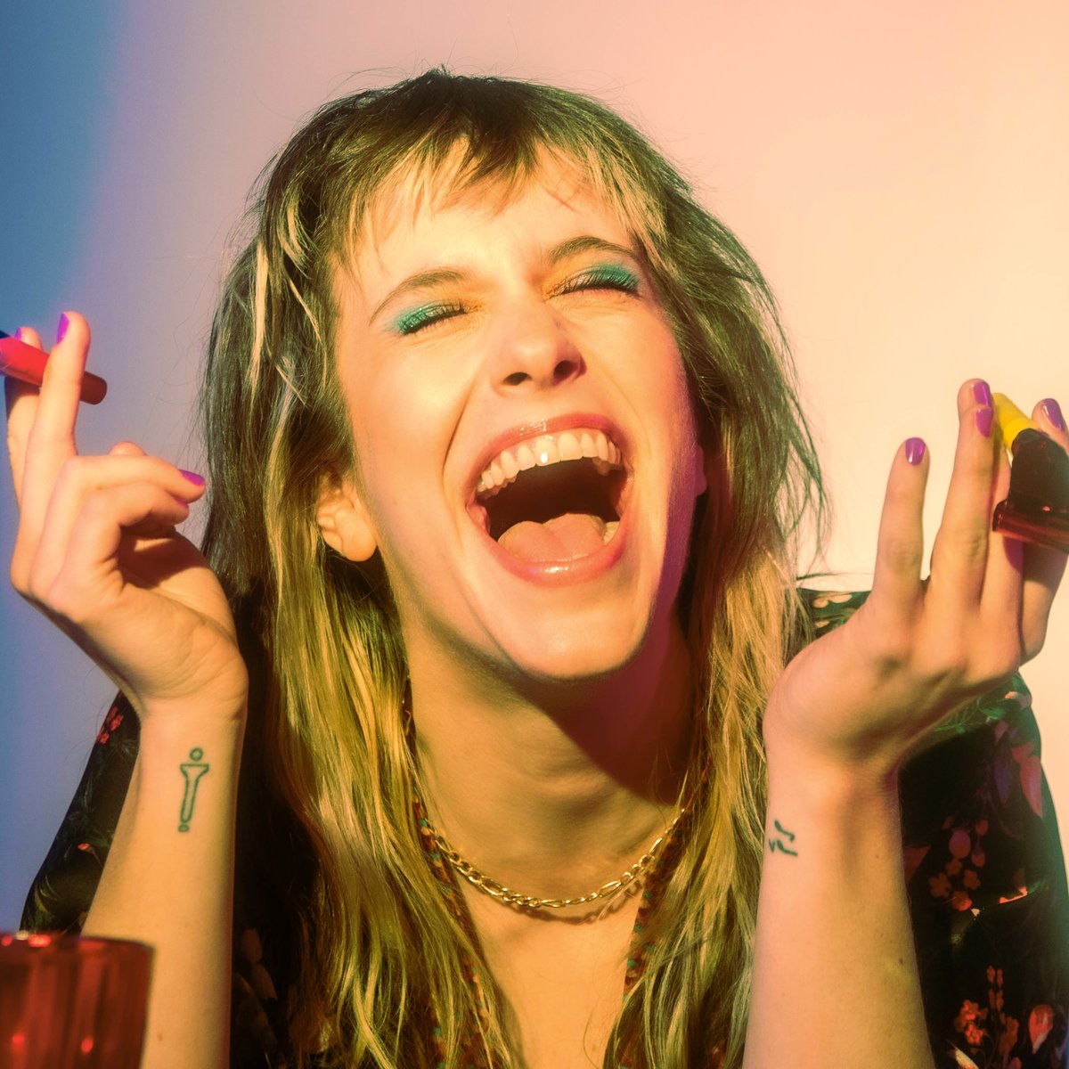 a bonus track from the YIKES-verse dropped today

"i have so many friends" is out!
ffm.to/ewinter.otw

written for the spookiest jumpscare of all: an ex trying to be your friend when they have demonstrated they, in fact, do not know how to be your friend 👻