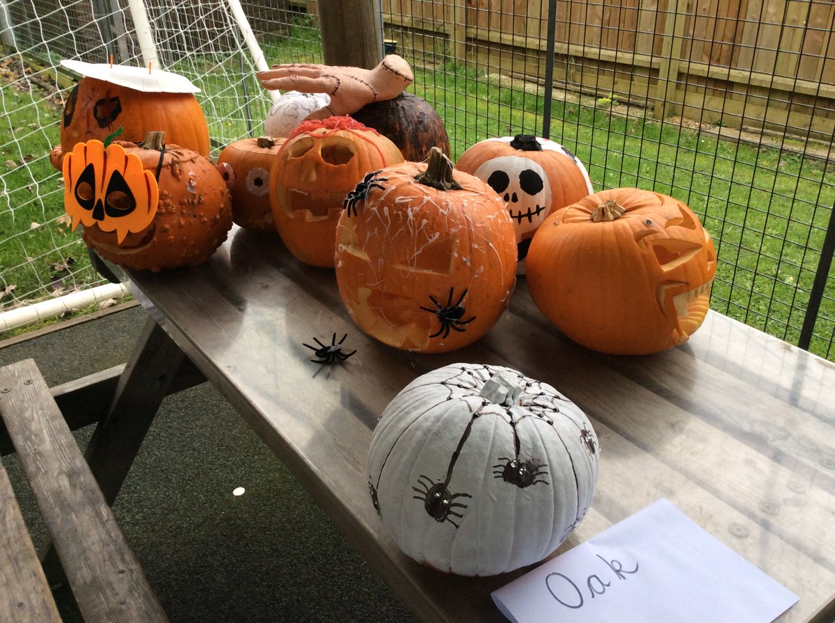 GHAToday we celebrated the start of the half term break with a pumpkin competition and fancy dress. We were lucky enough to have a BEST trust member Mr Rowell visit and judge the winners of our pumpkin competition(featured below). #BESTfamily Happy Half term everyone! 😀