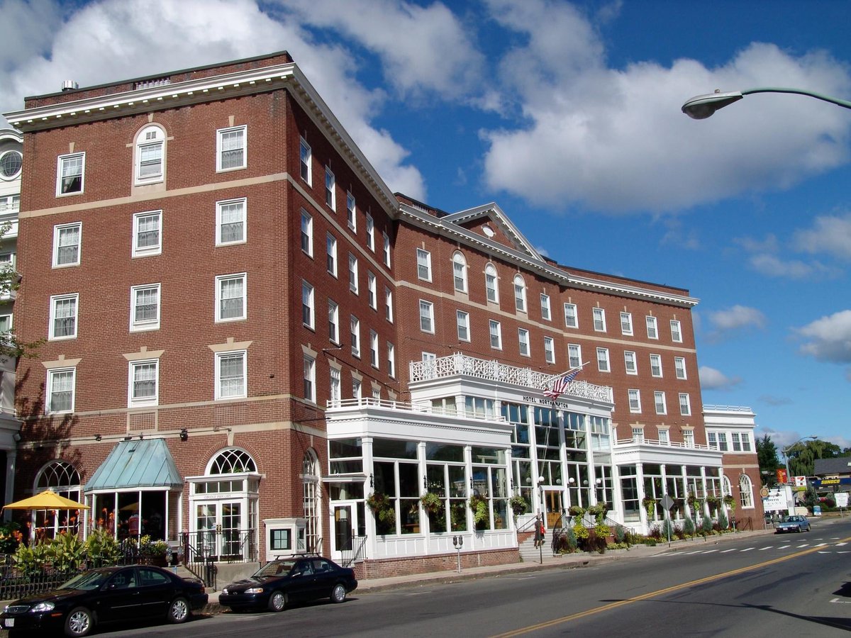 We cherish your memories! Thanks to Donald G.  for sharing this photo from his son’s Hotel Northampton wedding day. 

Have a Hotel Northampton photo memory to share? We’d love to see it!