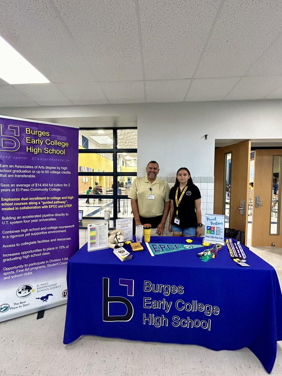 Our sincere appreciation to our counselors and everyone present at the 8th grade HB5/ Magnet School meeting tonight! Your support will undoubtedly help shape a brighter future for our students while they start making decisions about their pathway in high school!