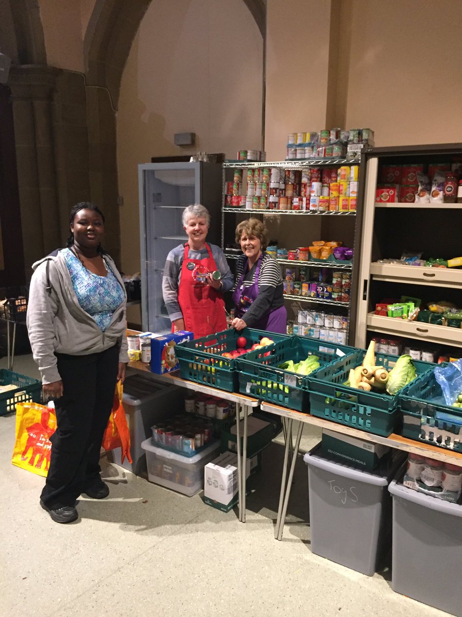 Meeting Chris and the volunteers who help run the food shop at St Paul’s <a href="/bradfordwest_/">GHM Parish</a>  Some of our donations were taken as soon as they arrived #globalme #generosity